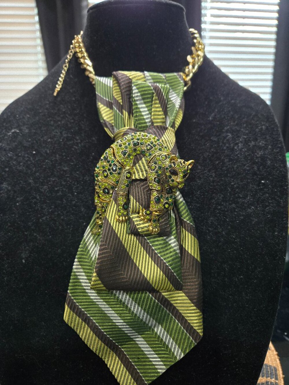 Decorative Tie Necklace with Brooch